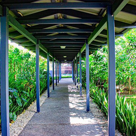 Heritage Park Hotel Honiara Exterior photo