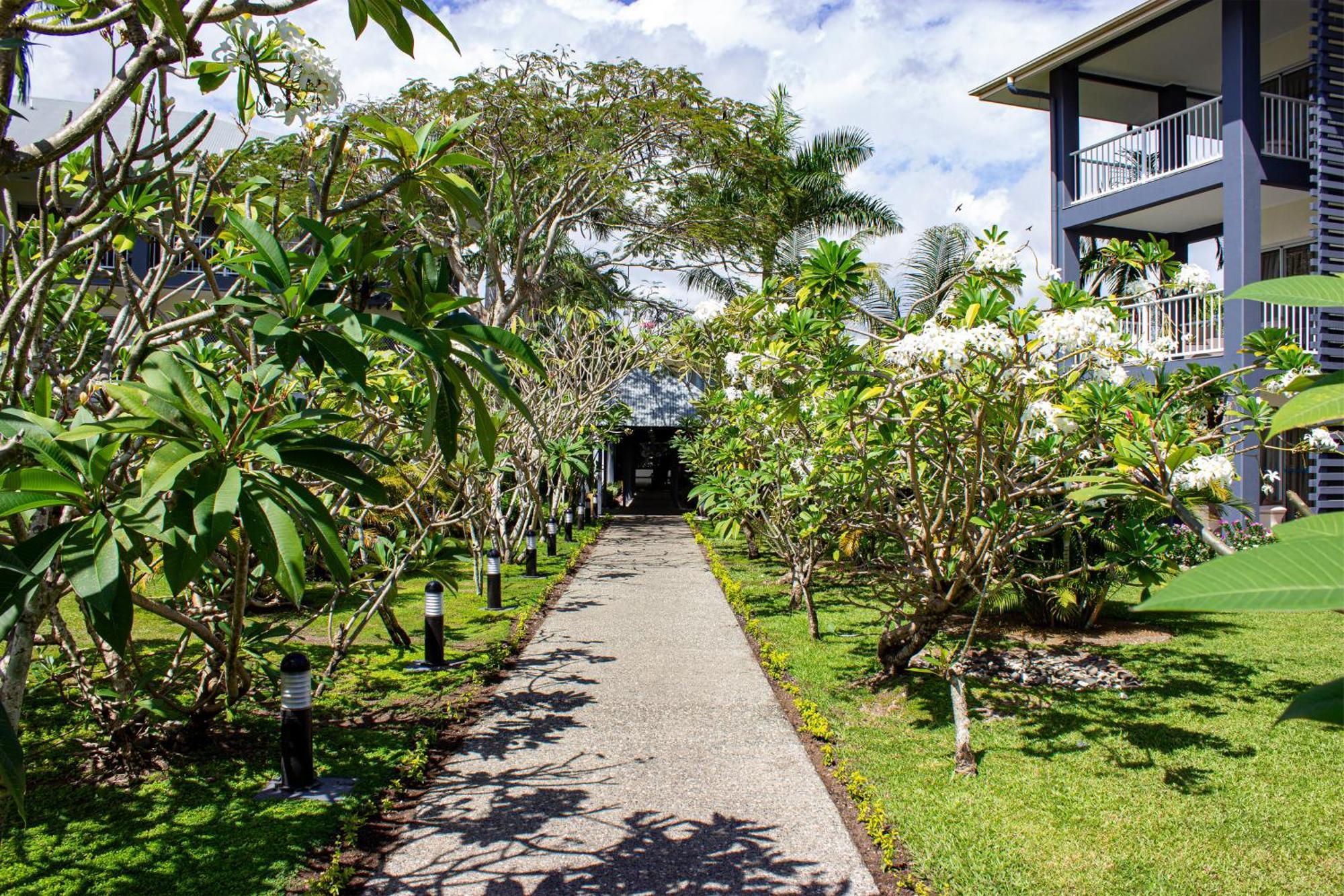 Heritage Park Hotel Honiara Exterior photo