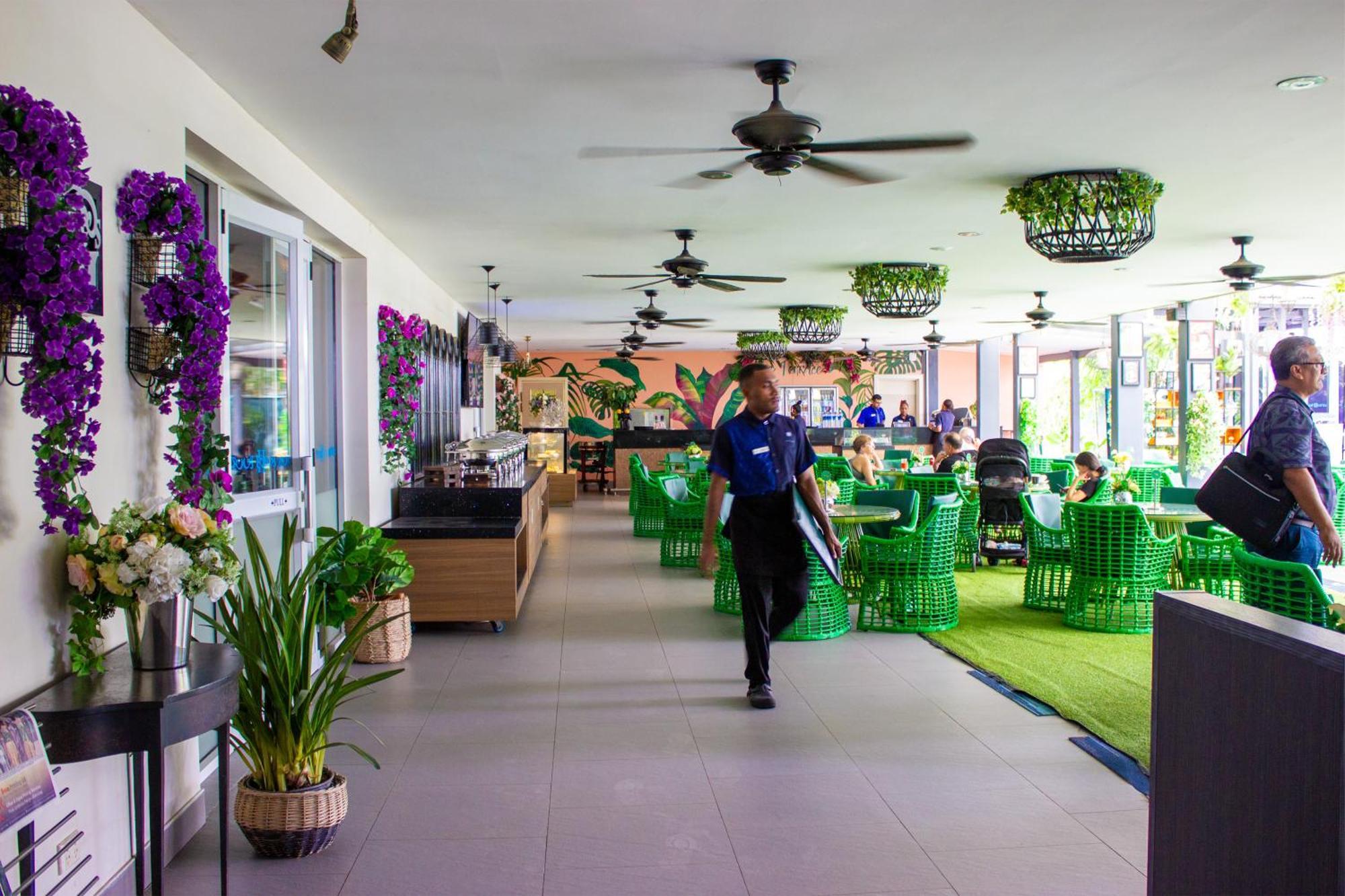 Heritage Park Hotel Honiara Exterior photo